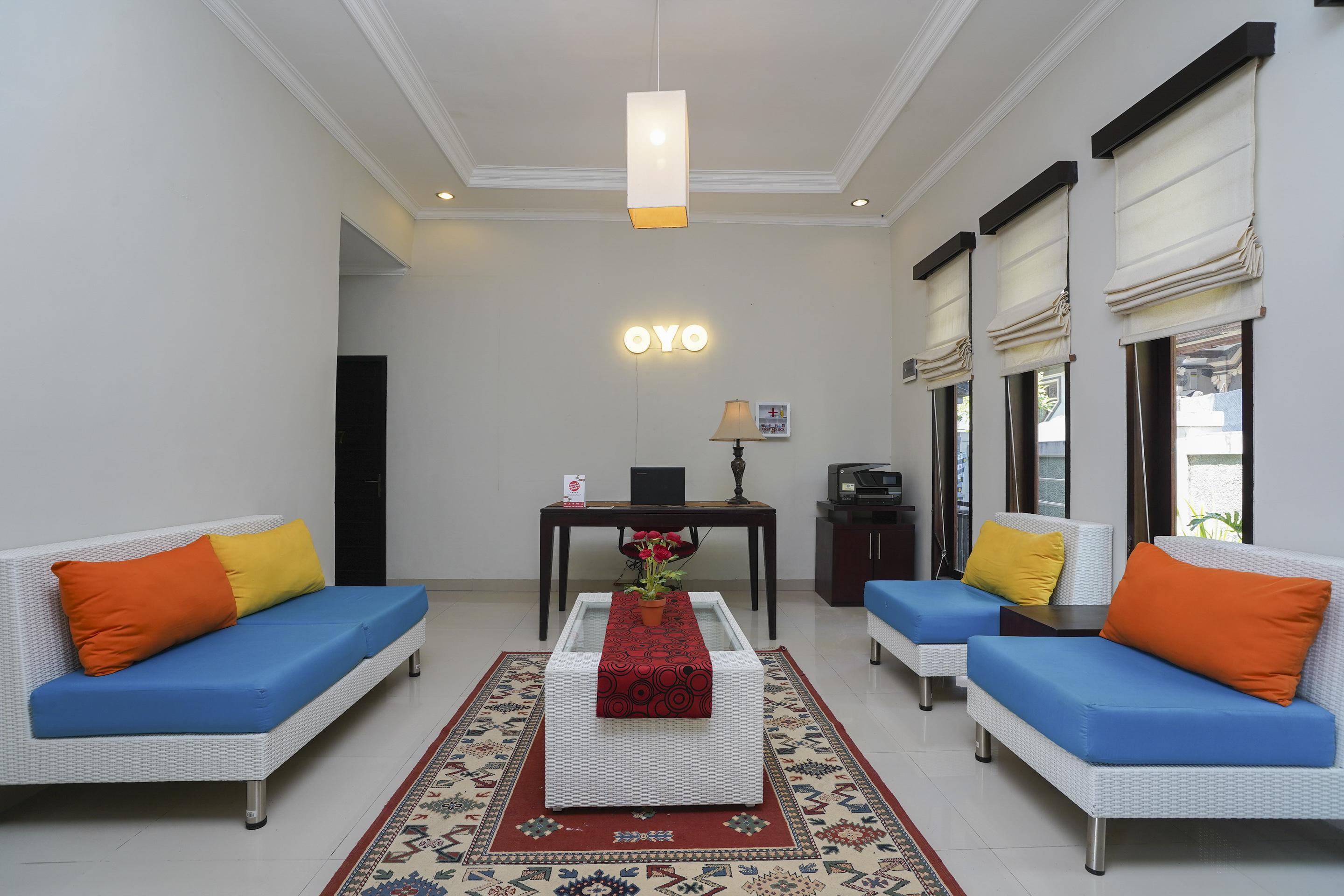 Oyo 2321 Griya Shanti Homestay Ketewel Exterior photo